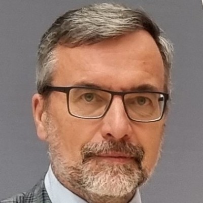 dr Krzysztof Karpierz